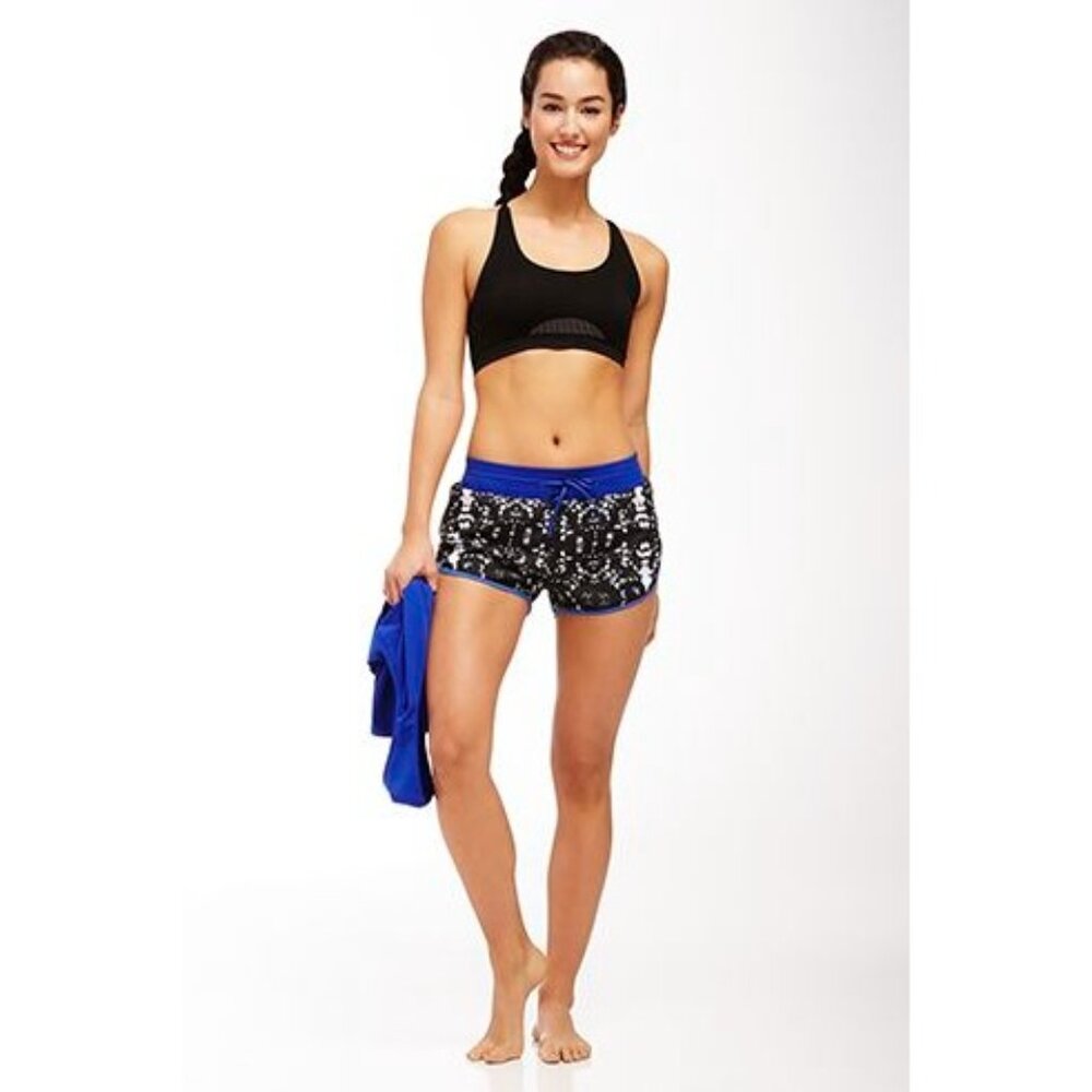 Fabletics Women's Blue & Black Patterned Athletic Shorts gym yoga no tags Large
